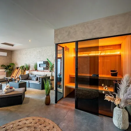 O Bulles Wellness 호텔 *